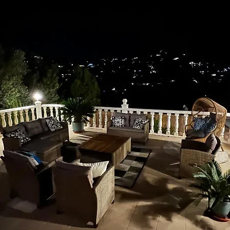 Studio44 A Luxury In Costa, Max 8 Guests, Great Pool, 700 M2 *