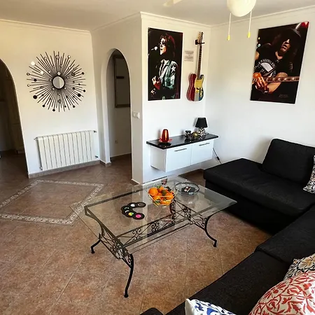 Studio44 A Luxury In Costa, Max 8 Guests, Great Pool, 700 M2 *