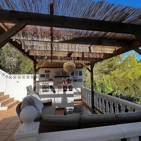 Villa Studio44 A Luxury In Costa, Max 8 Guests, Great Pool, 700 M2