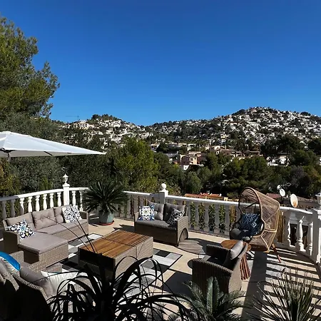 Studio44 A Luxury In Costa, Max 8 Guests, Great Pool, 700 M2 Villa