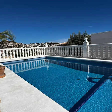 Studio44 A Luxury In Costa, Max 8 Guests, Great Pool, 700 M2 *
