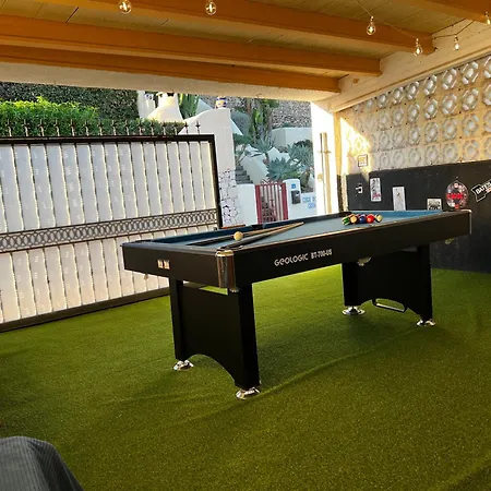 Studio44 A Luxury In Costa, Max 8 Guests, Great Pool, 700 M2 Villa